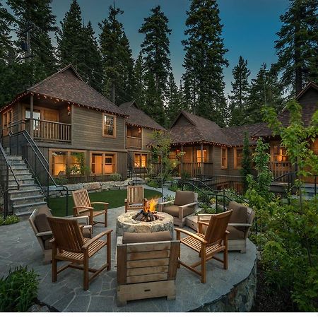 Cedar Crest Cottages 霍姆伍德 外观 照片
