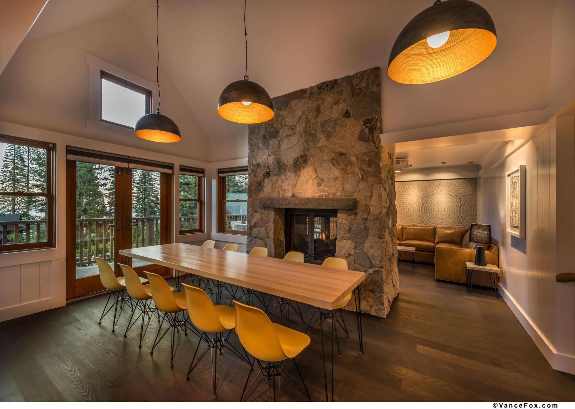 Cedar Crest Cottages 霍姆伍德 外观 照片